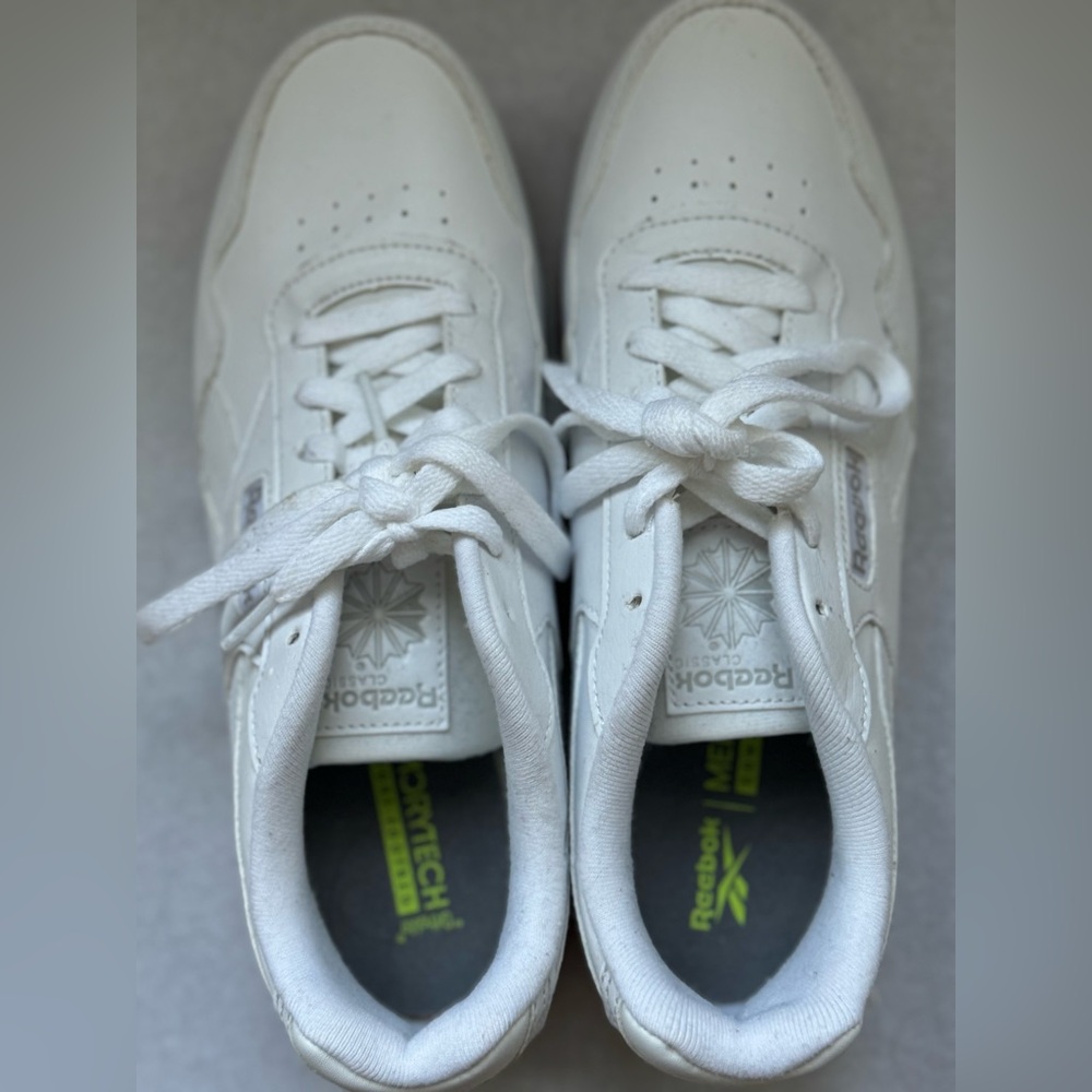 Reebok Classic Harman Women’s Sneaker- Size 9